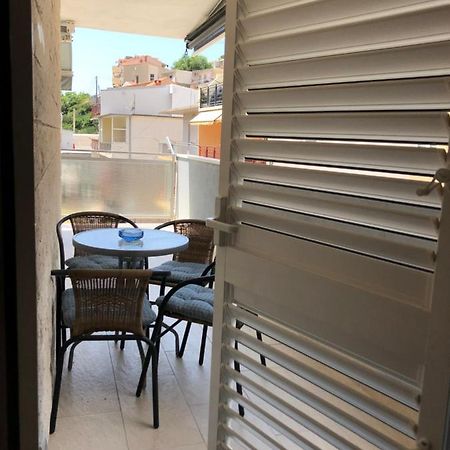 Omis - Private Ensuite Room With Balcony - Hotel Style Kültér fotó